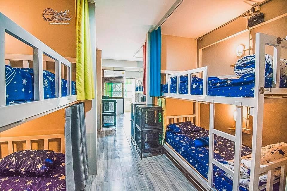 Albergue Lazy Gibbon 1 Chiang Mai - Tha Phae Gate Exterior foto